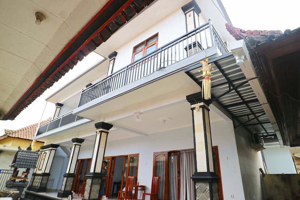 The Wina Echo Beach Guesthouse
