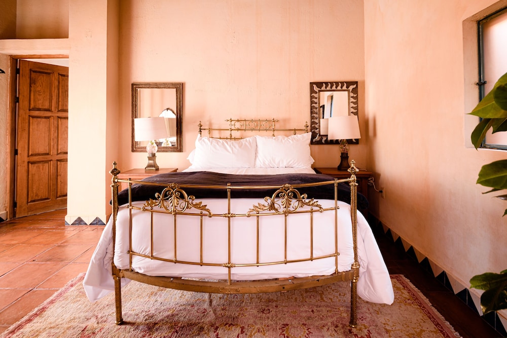 Riad Mellado by Grupo Afekto view 3