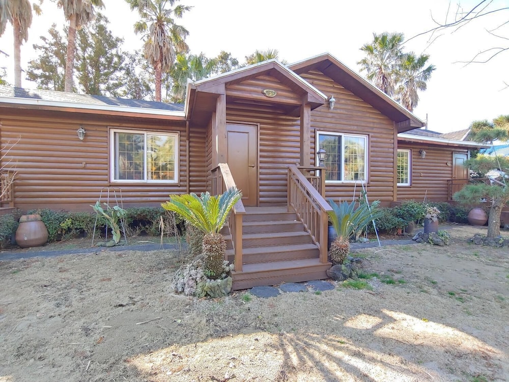 Valley Log Pension