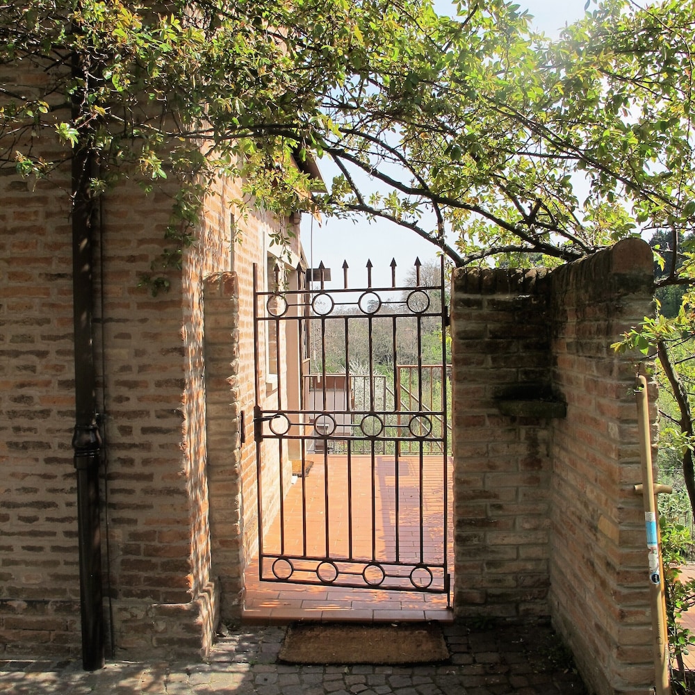 Accademia al Colle