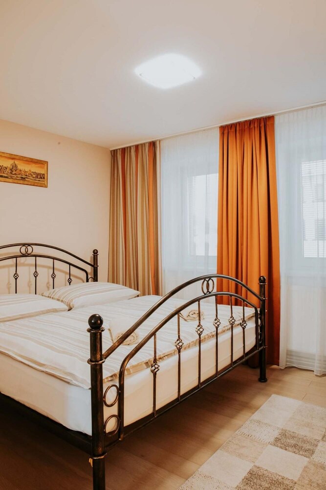 Villa Mlade Buky - Kmm018