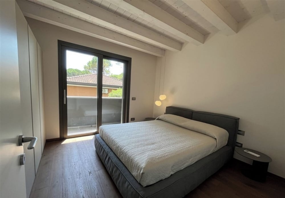Spacious, Comfortable and Recently Renovated Single Villa in Lignano Riviera