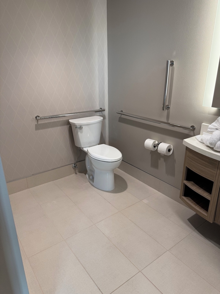 Springhill Suites By Marriott Fargo
