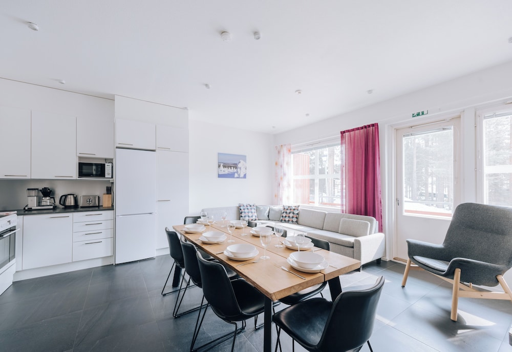 3BR Holiday Apt. with Sauna