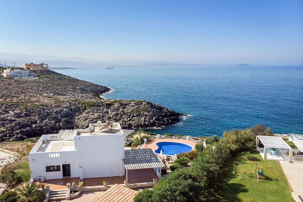 Tersanas Villas
