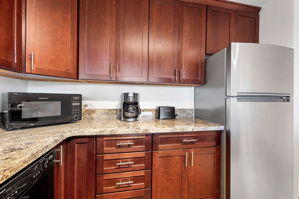 AC - Beautifully Updated - Ocean Views - Vrkcv