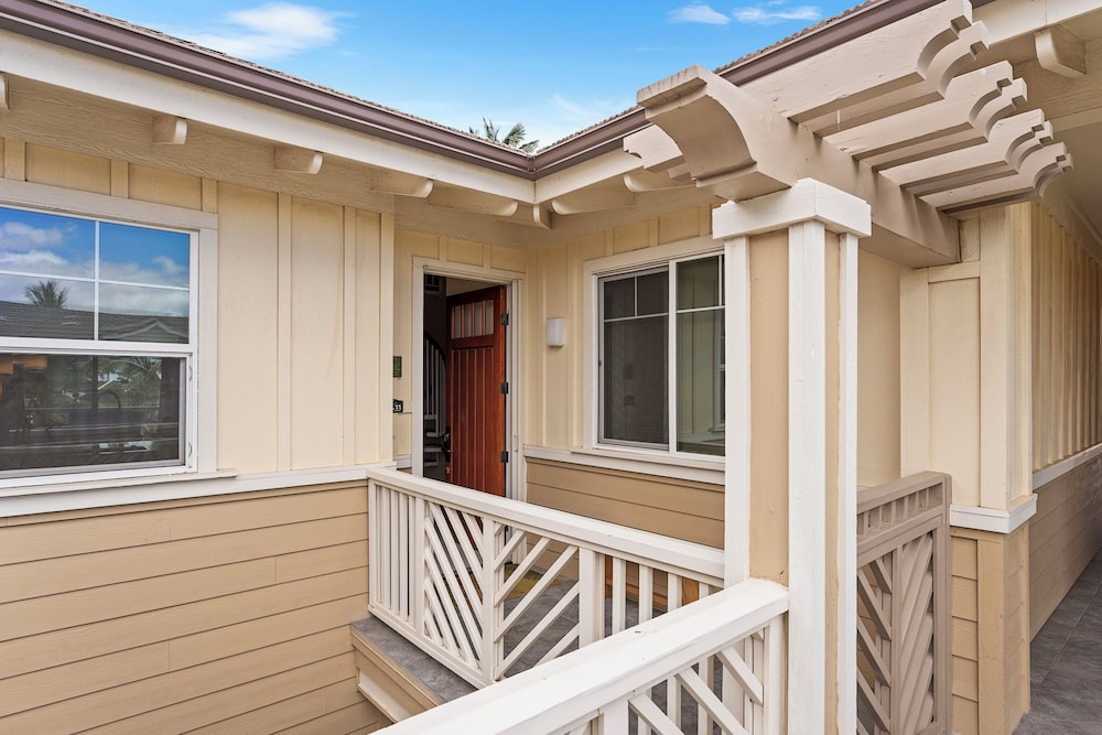 2 Bedroom with Loft and Mountain Views