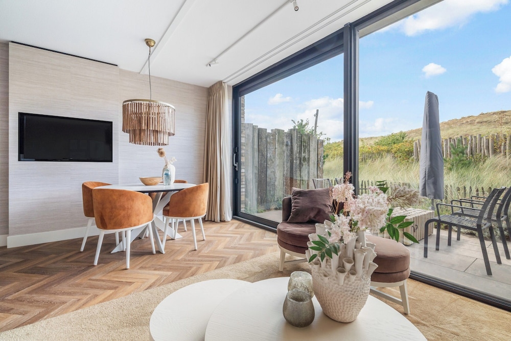 Inviting Apartment With a Garden
