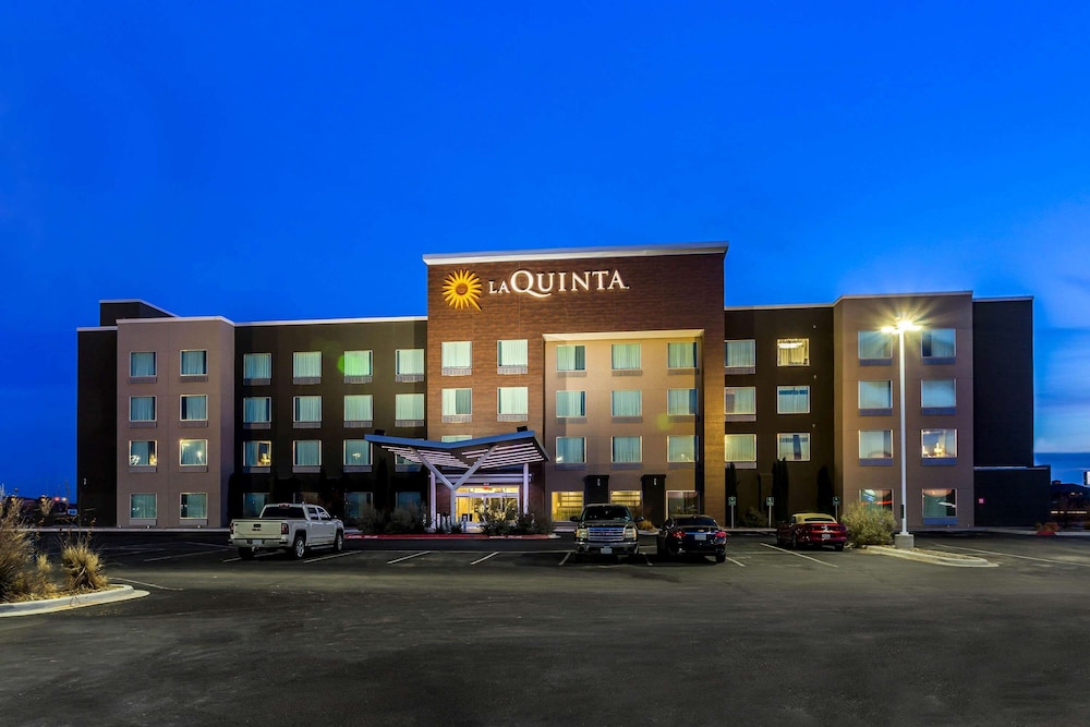 La Quinta Inn & Suites by Wyndham Odessa N. - Sienna Tower