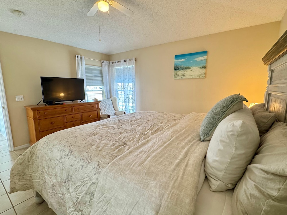 Lake Berkley Villas Swanky