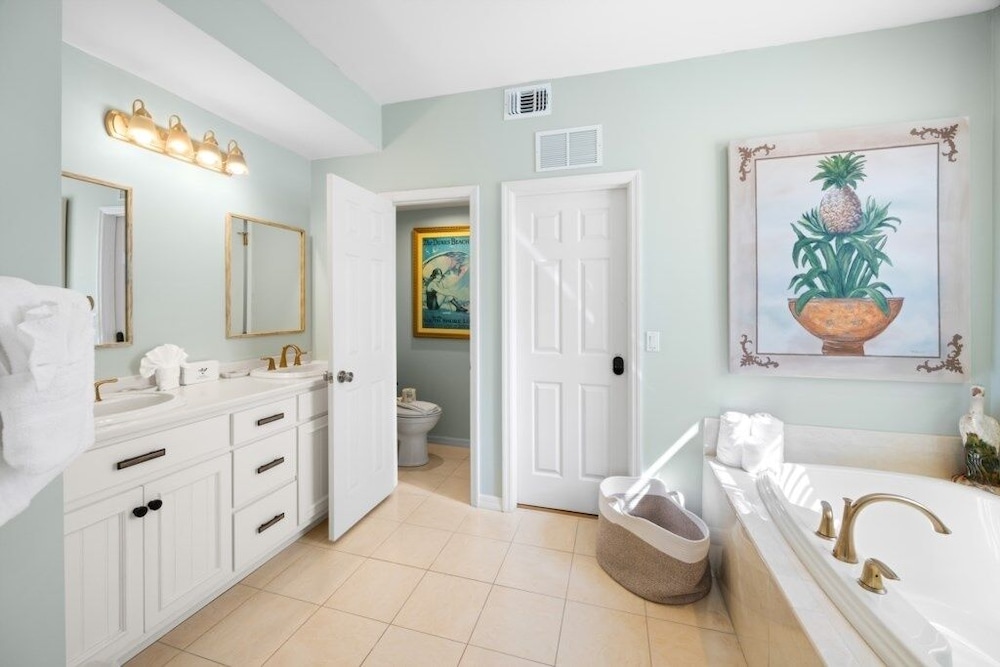 Summer Breeze 7 Bedroom Home