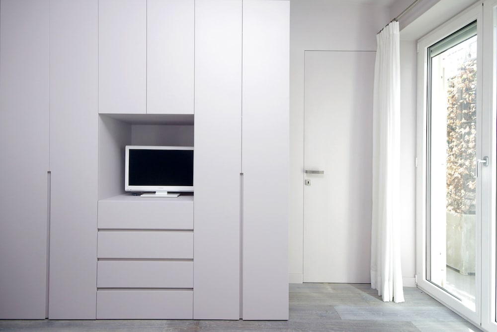 Crispi Luxury Apartments with Terrace - My Extra Home