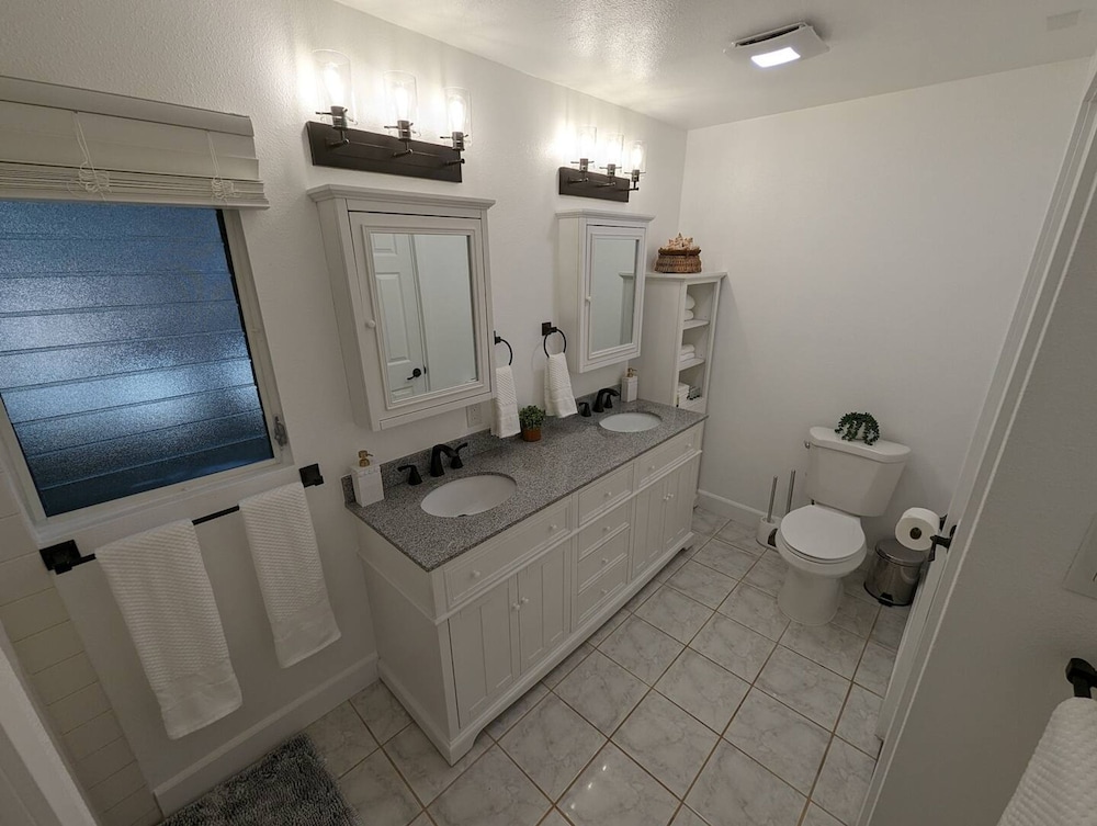 Panoramic Viewhouse Only 2-min Drive To Beach