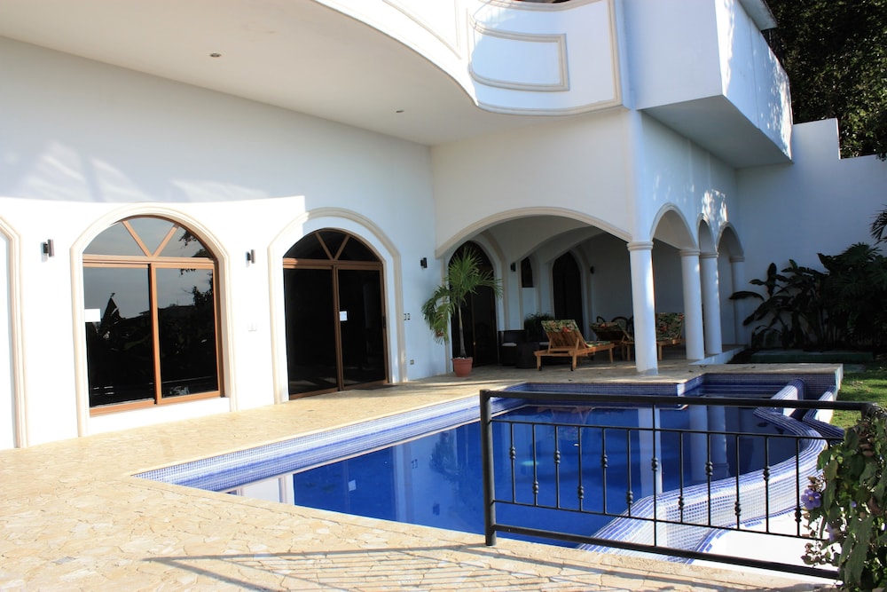 Casa Blanca