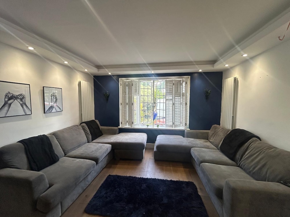 Cozy1-bedroom Apartment S WiFi n Parking view 5