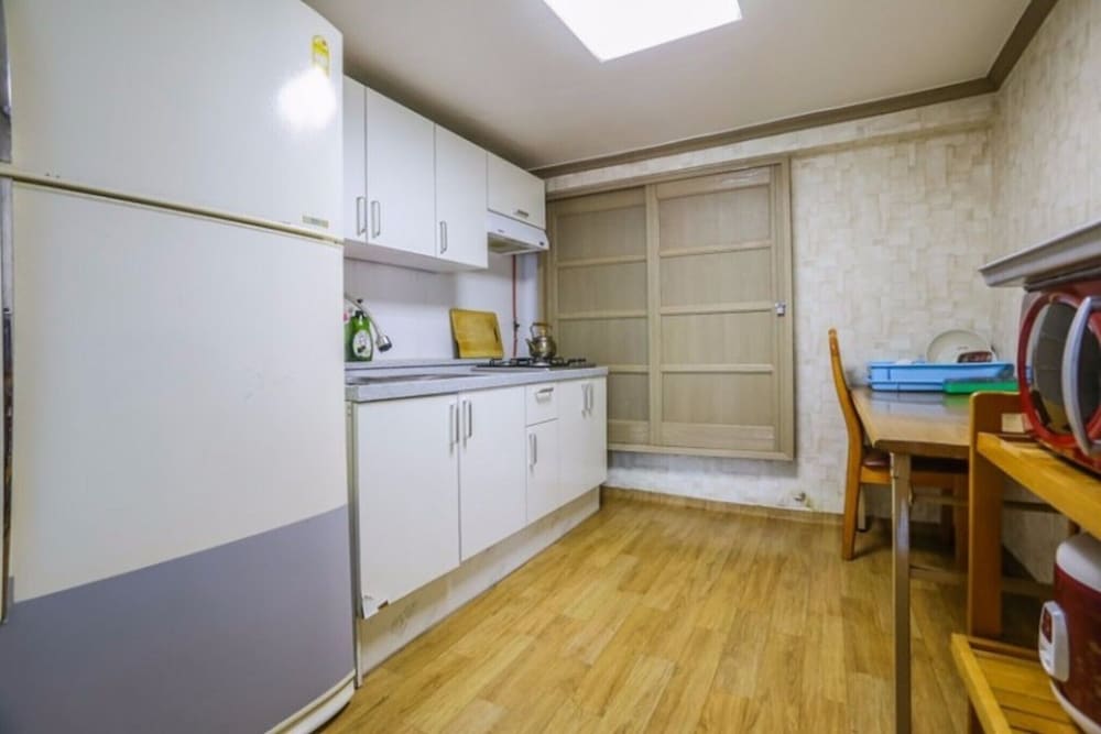 Pohang Sagyejeol Guryongpo Pension view 4