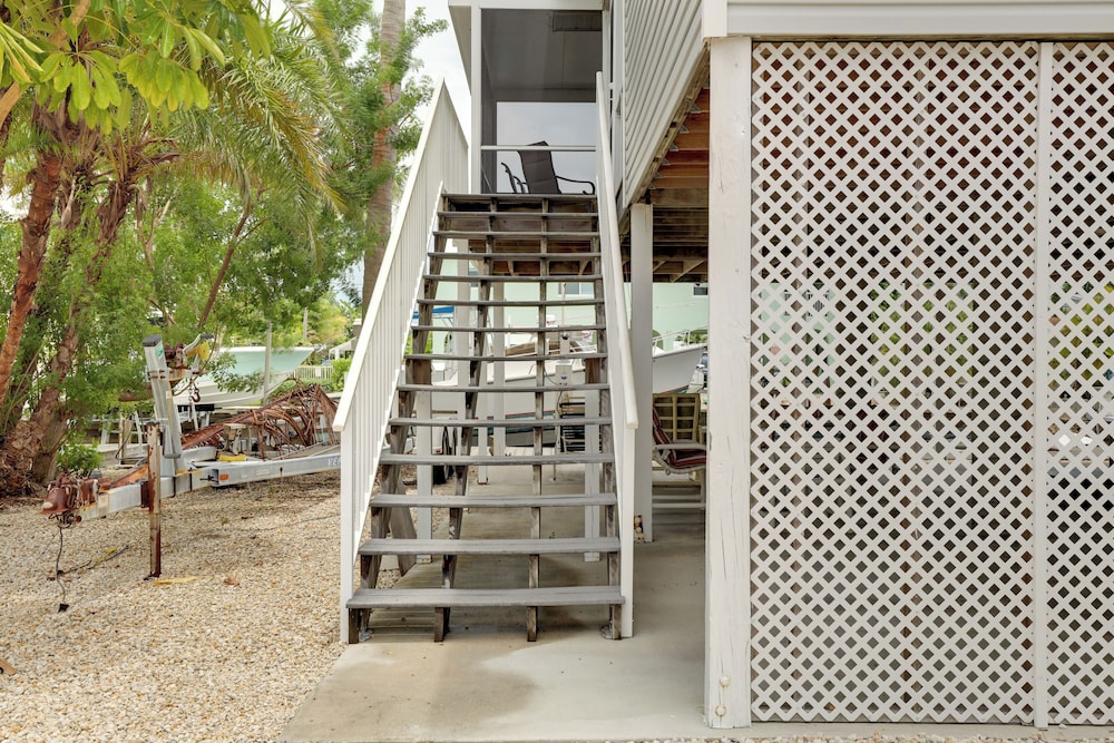 Canal-front Florida Keys Home w/ Private Dock