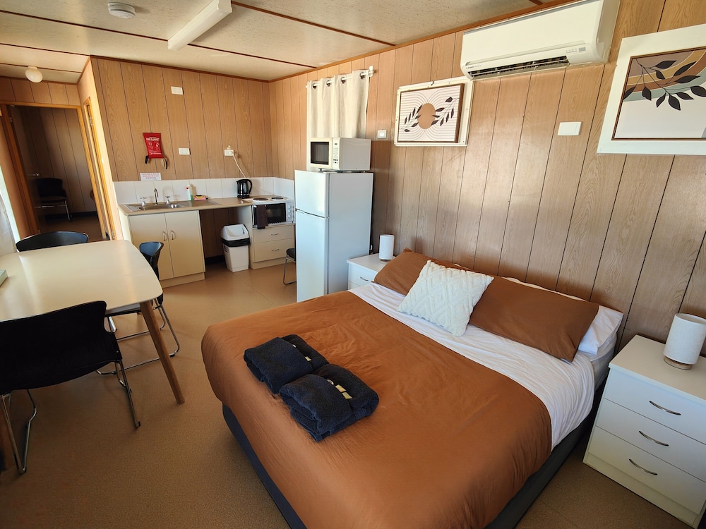 Birdsville Tourist Park