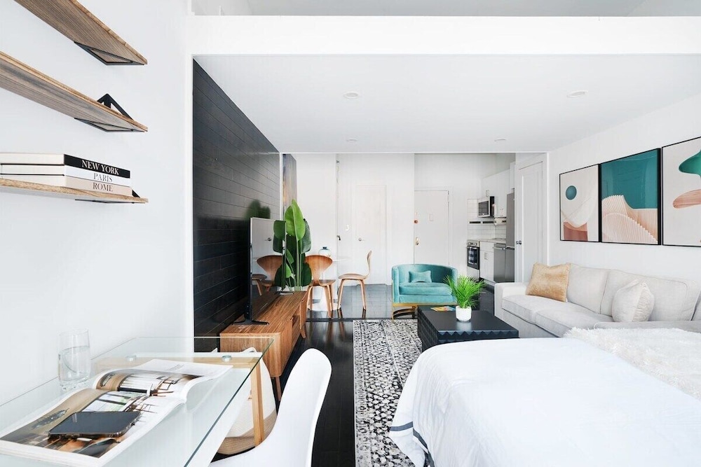 444 Midtown Apartments