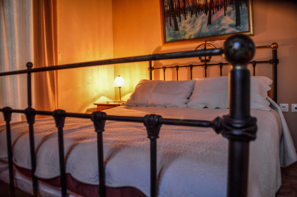 Mainades Maisonettes and Studios photo 3