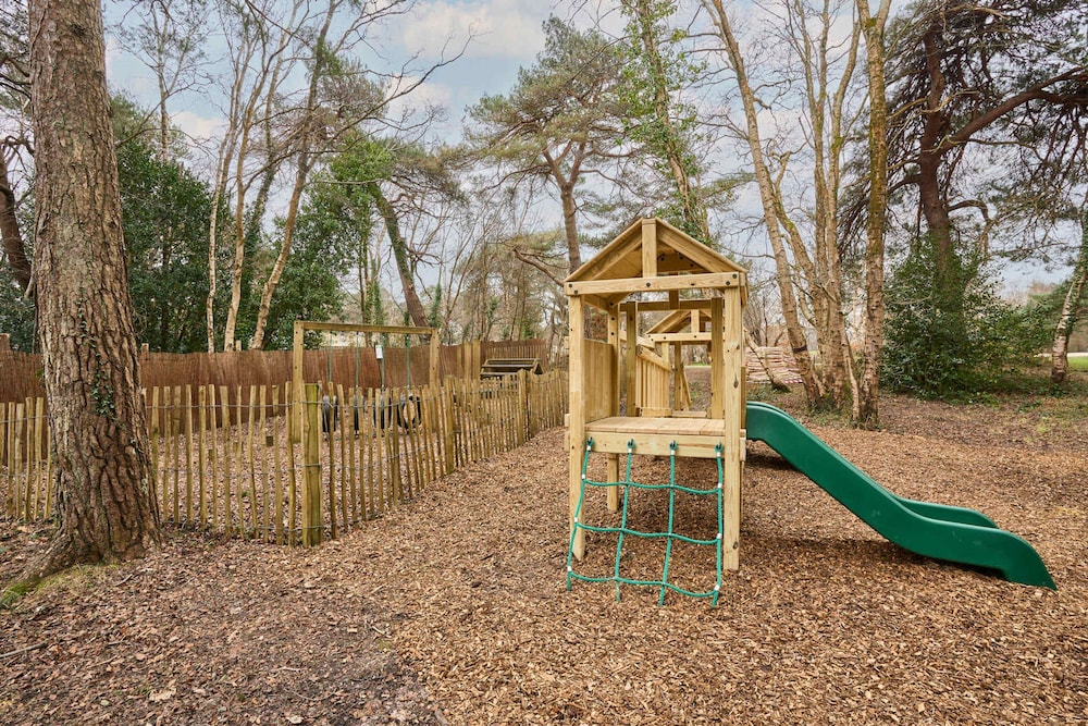 Host Stay Gwyle in Wareham