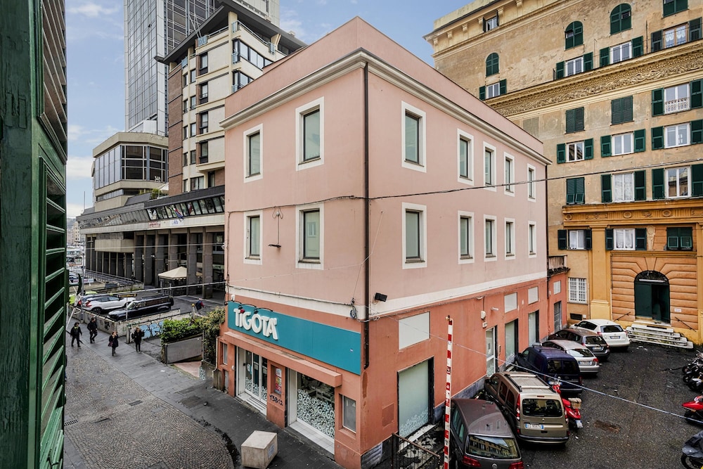 Charming Family Apartment by Wonderful Italy view 4