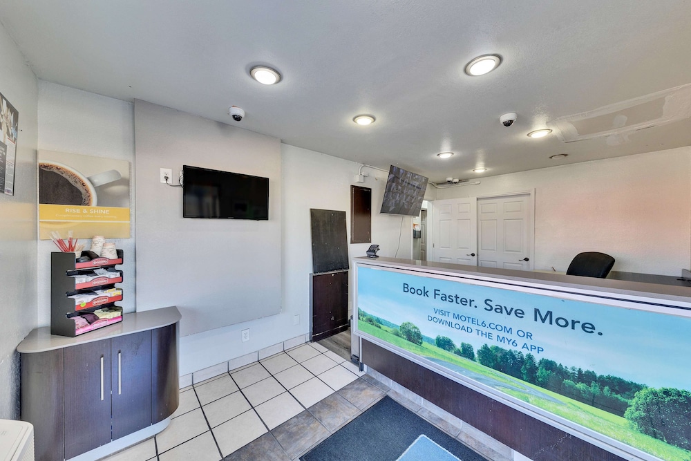 Motel 6 Austin, TX - Airport - South - Image 3