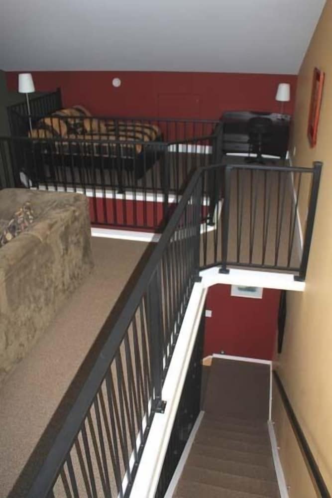 Crooked Tree Guest Suites