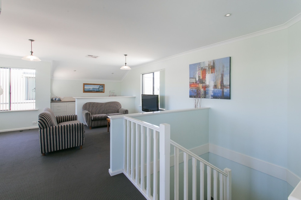 Seahaven Villas by Rockingham Apartments
