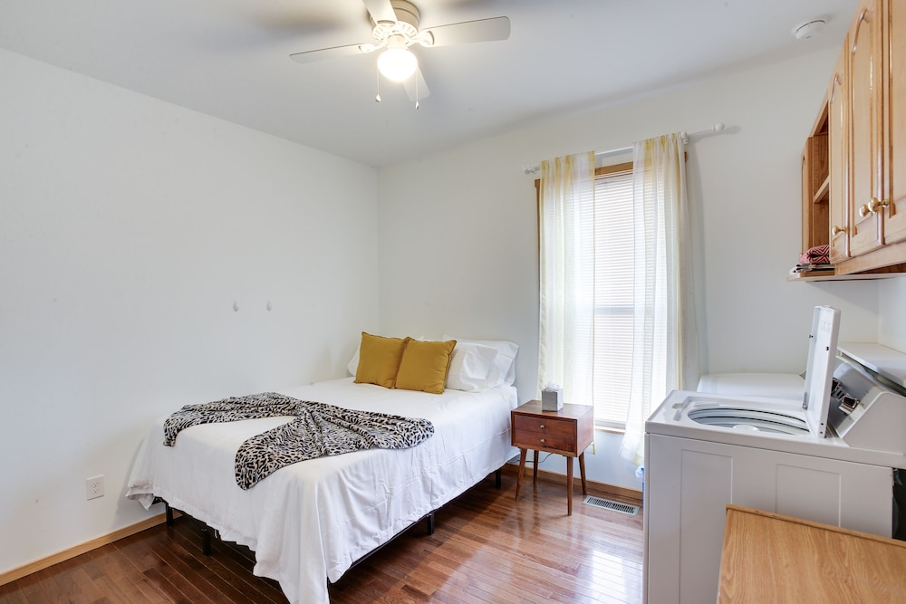 Bethpage Home w/ Private Hot Tub Game Room! - Property Image 23