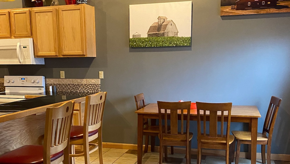 Iveys Motor Lodge Houlton