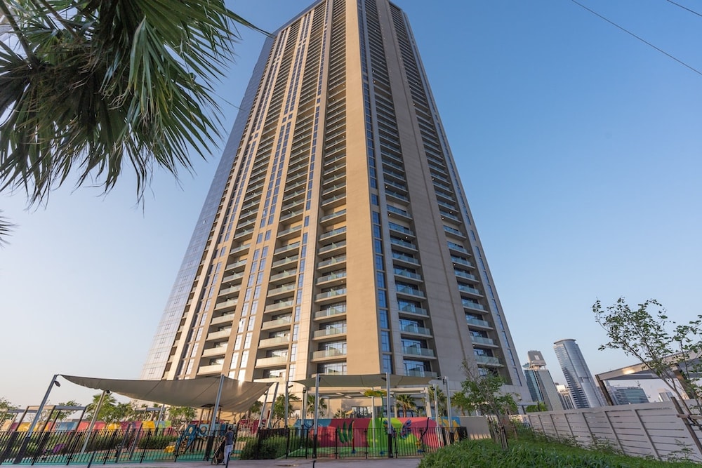 Stunning 2BR With Amazing Views in Business Bay