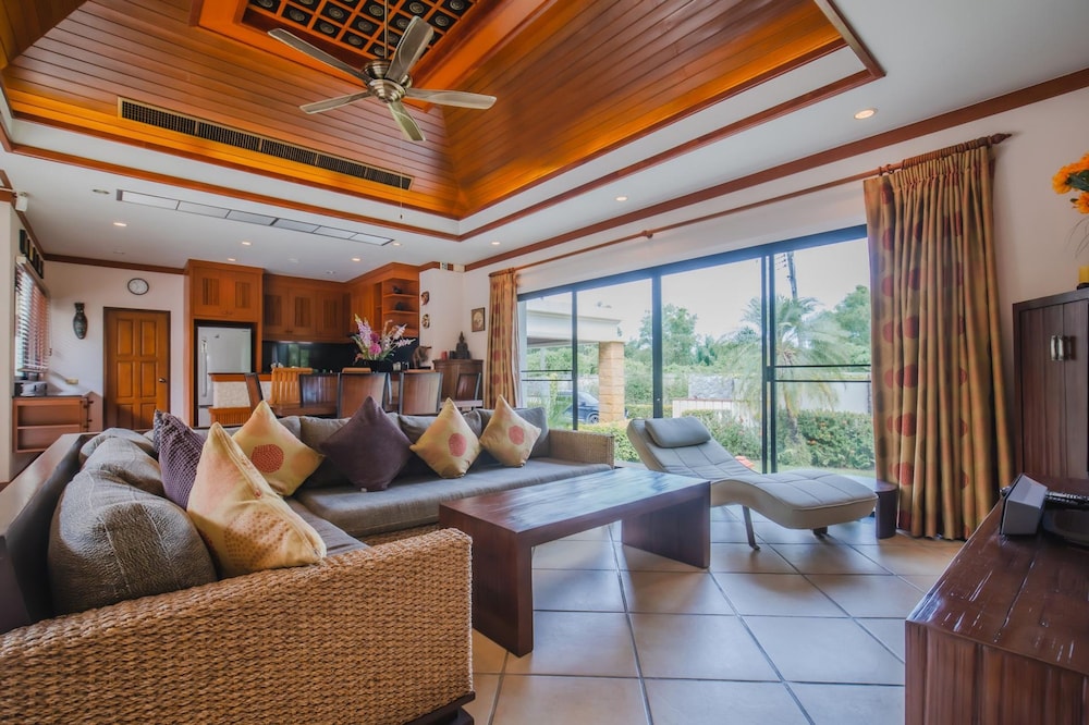 Lotus Pool Villa Your Own Slice Of Island Paradise