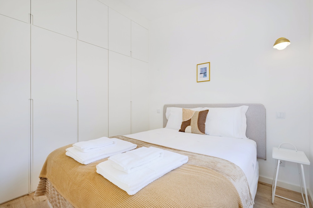 The Sunny Duplex at BoaVista Flats
