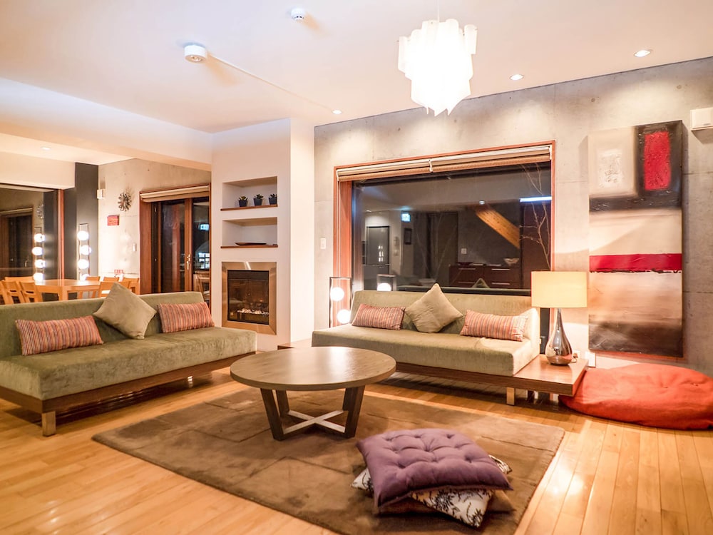 Yuuki Toride Chalet-3