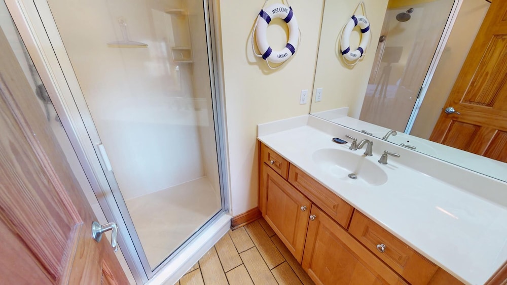 Tybee Beach Club 113 by Tybee Vacation Rentals