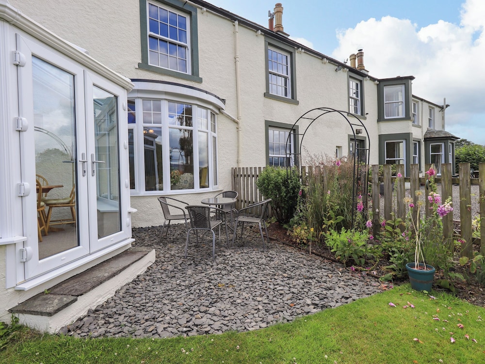 Sandburne Cottage