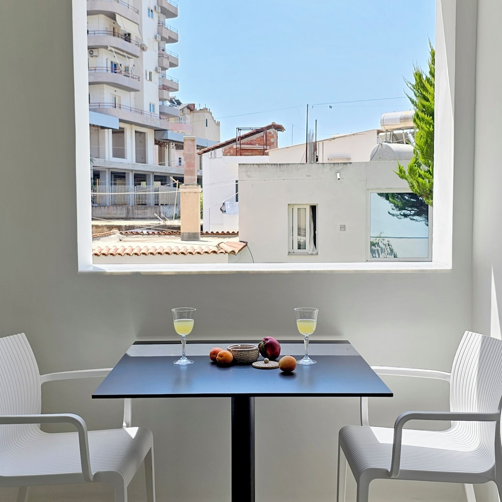 Ares Beachfront Luxury Rooms