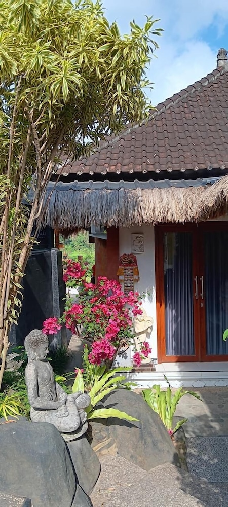 Cempaka Homestay Sidemen