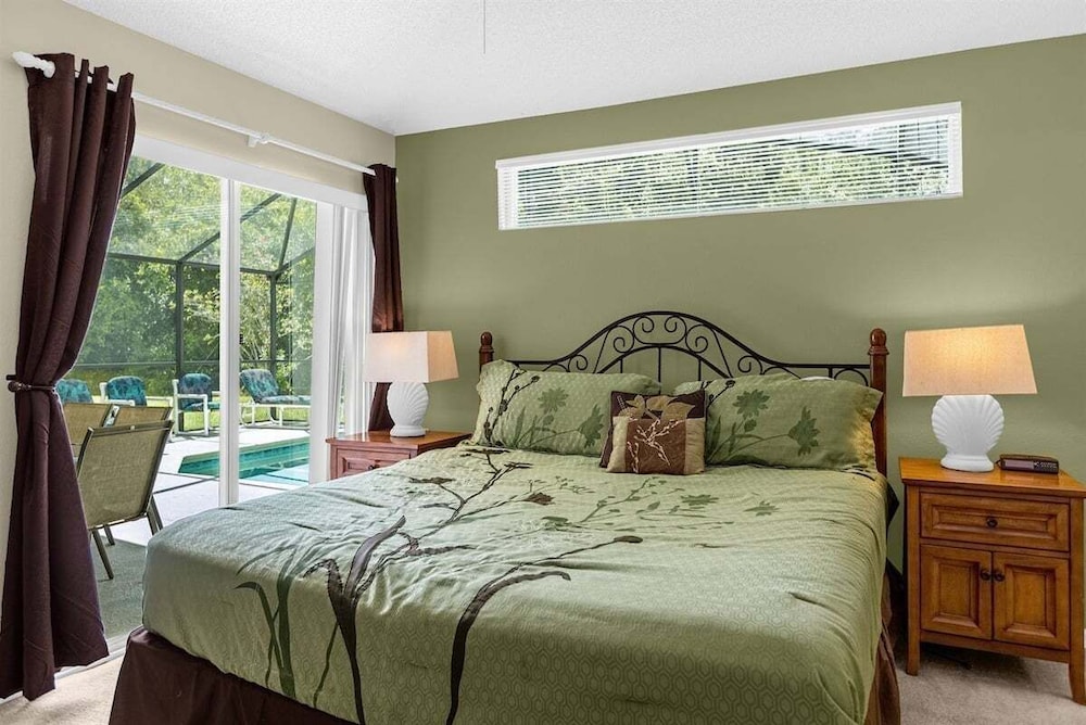 Lake Berkley Villas Swanky
