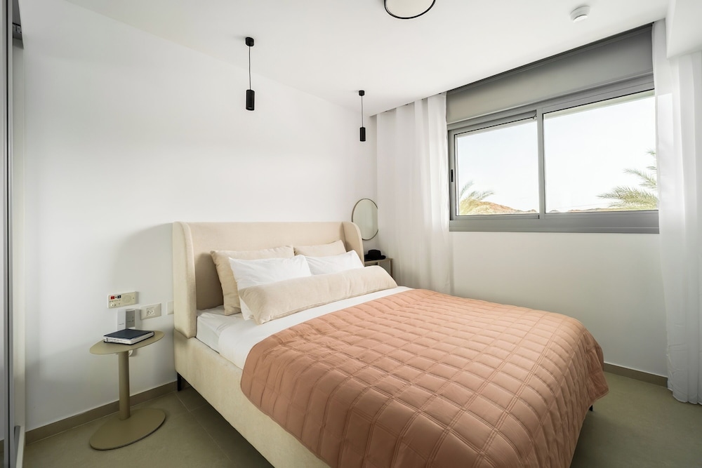 Red Canyon Peaceful Stay by Sea N' Rent