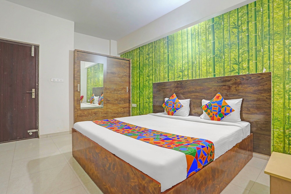 FabHotel Balaji Luxury - Near Jakkur Cross, Manyata Tech Park