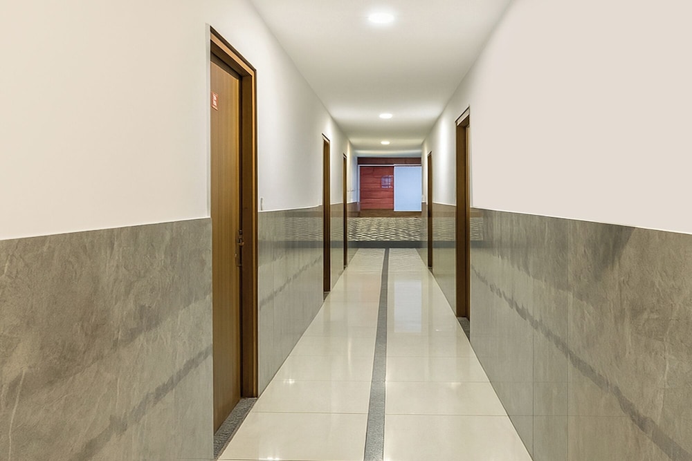 Fabhotel Lime Tree I