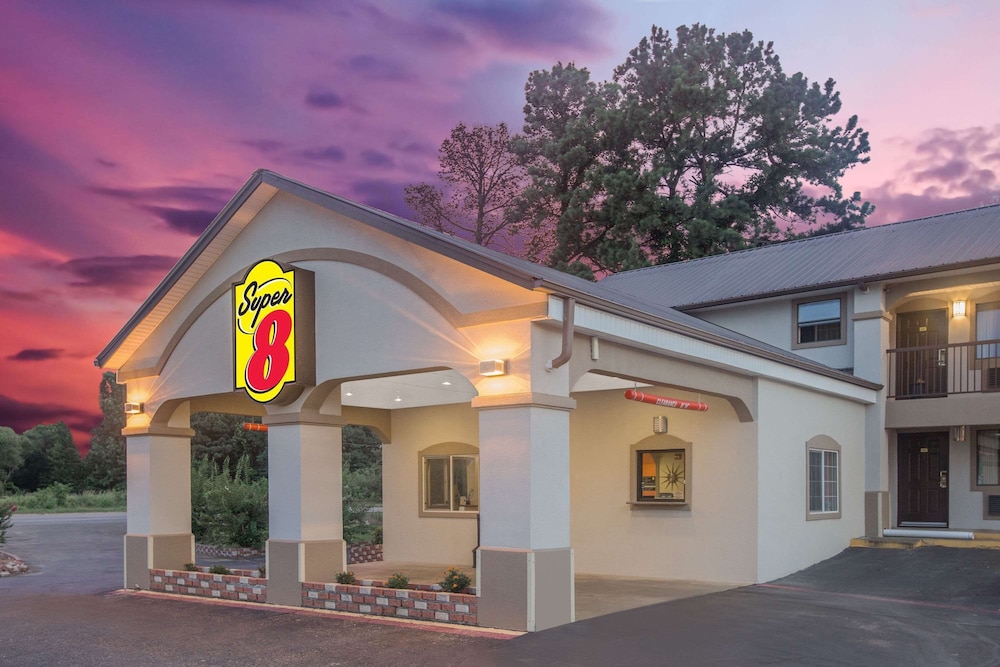 Super 8 by Wyndham Idabel view 3