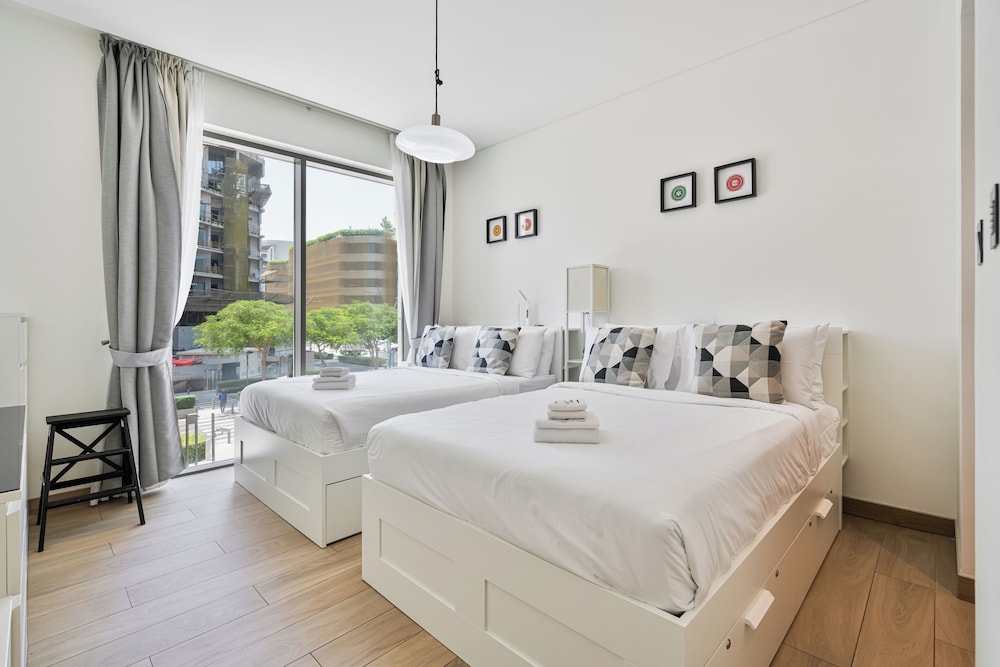 PVH - Serene 2BR - Sobha Hartland Greens