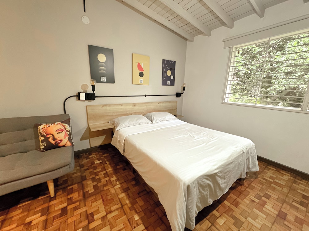 Frontera by Roots Rentals