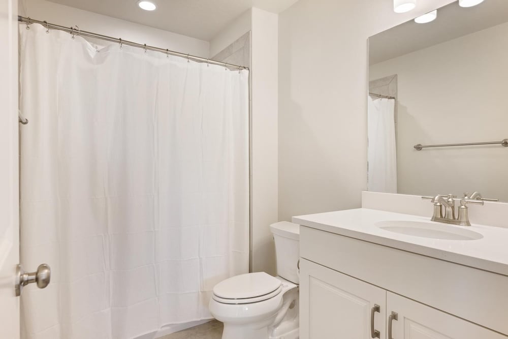 Holiday Hideaway 5 Bedroom Townhouse
