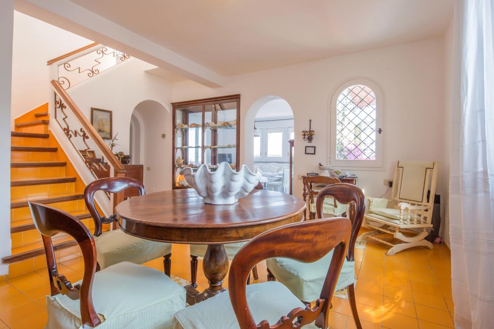 Villa Bouganville in Massa Lubrense