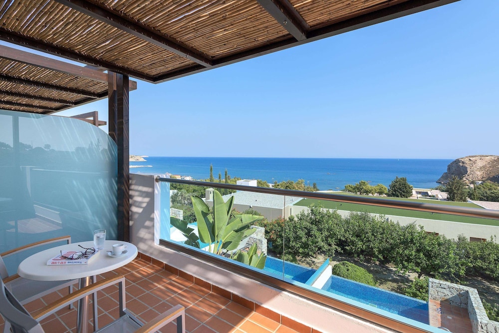 Porto Angeli Beach Resort – All Inclusive