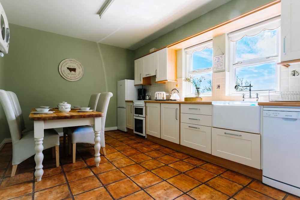 Brookhall Cottages